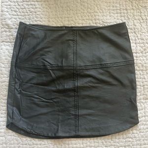 Pleather black mini skirt